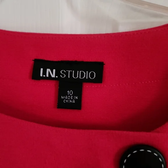 Womens Dress - Picture 2 of 3